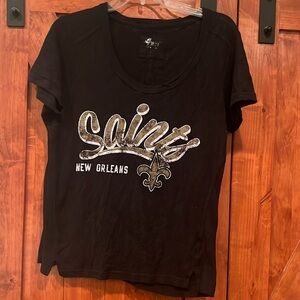 Women’s saints t shirt size large